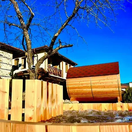 Martina Smilyan (Smolyan)